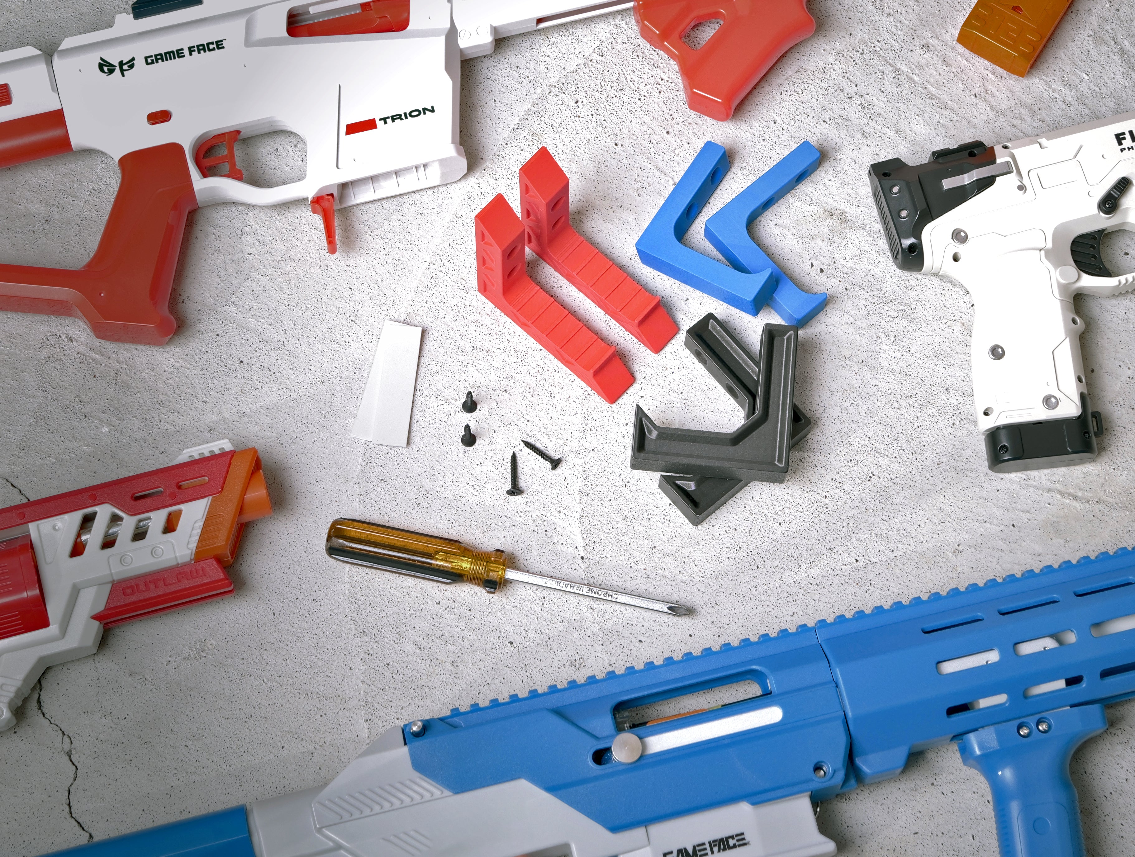Title_Pic_-_Guns_Brackets_-_Small_P1001428.jpg